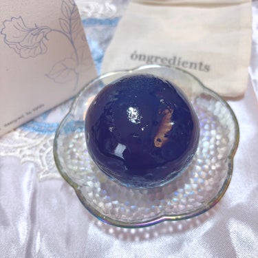 Ongredients Butterfly Pea Cleansing Ballのクチコミ「
Ongredients
Butterfly Pea Cleansing Ball🦋


On.....」（2枚目）