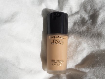 スタジオ ラディアンス セラム ファンデーション/M・A・C/リキッドファンデーションを使ったクチコミ(1枚目)