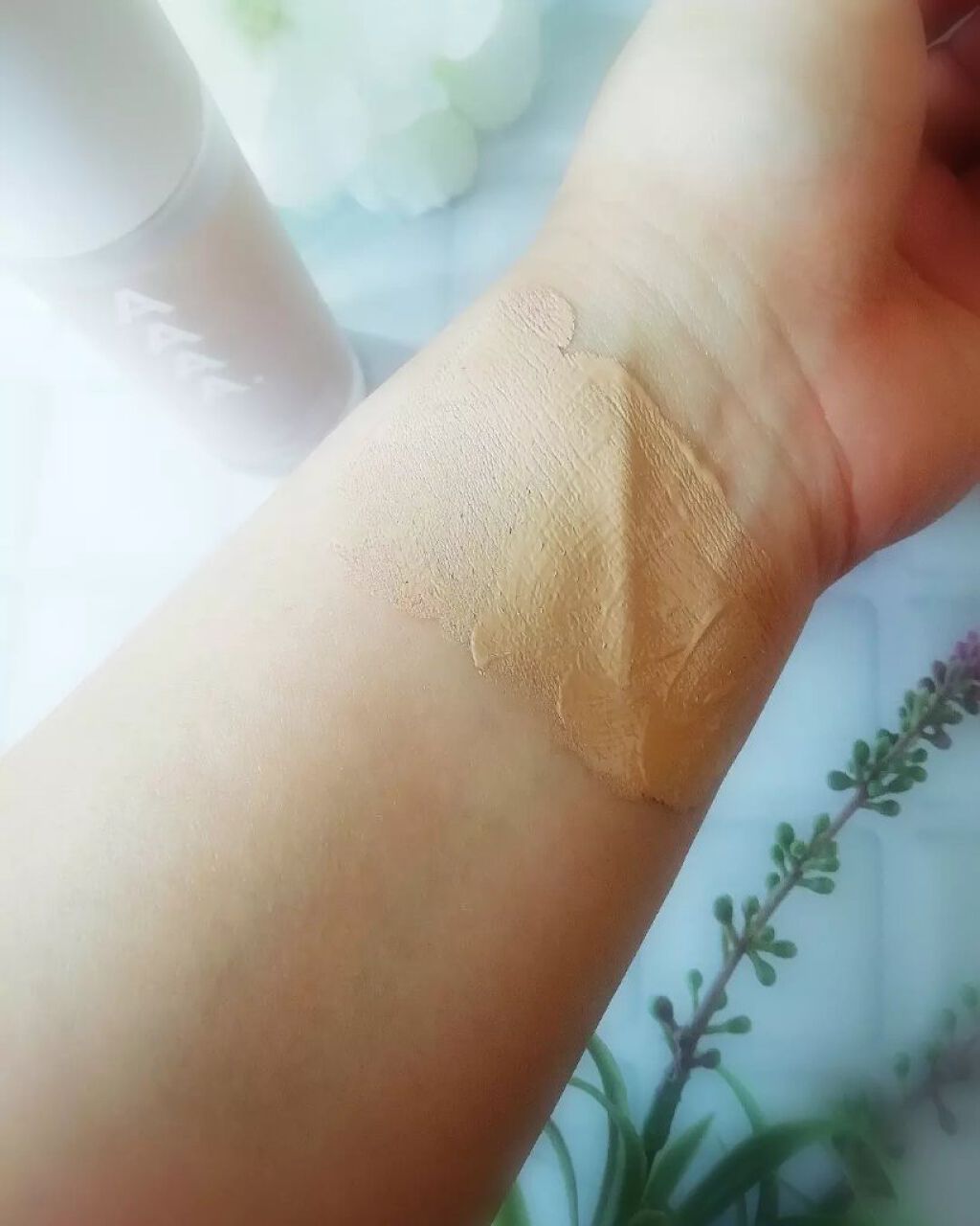 リキッドファンデーション/AAAA./クリーム・エマルジョンファンデーションを使ったクチコミ(5枚目)