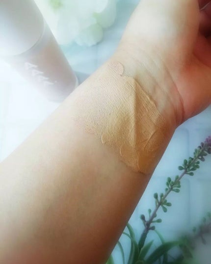 リキッドファンデーション/AAAA./クリーム・エマルジョンファンデーションを使ったクチコミ(5枚目)