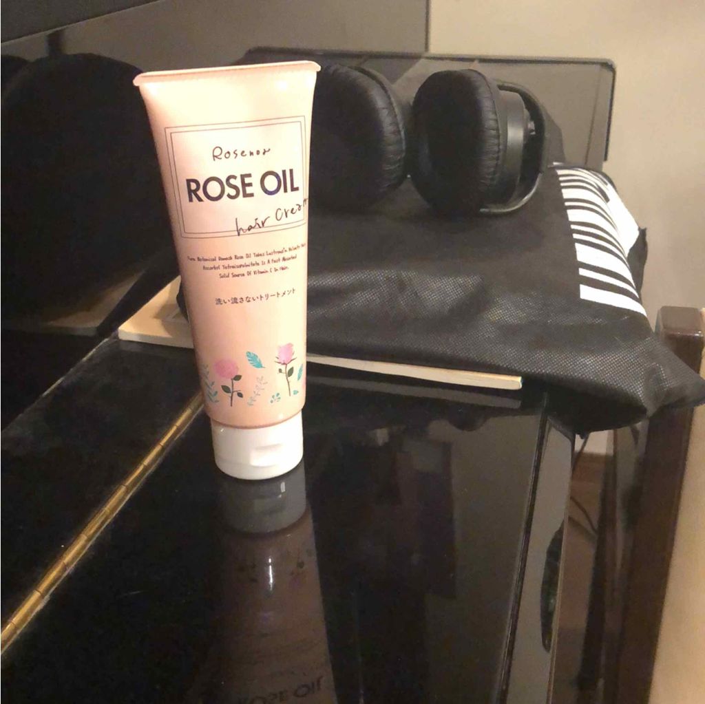 ロゼノア ローズオイルヘアクリーム/黒ばら本舗/ヘアオイルを使ったクチコミ(1枚目)