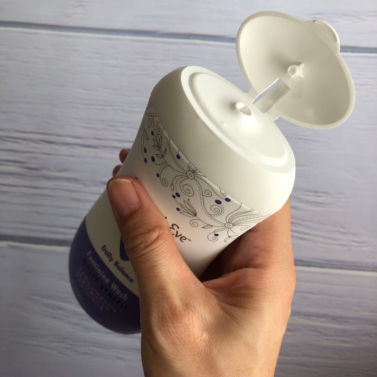 フェミニンウォッシュ マルチベネフィット デイリーバランス/Summer's Eve(サマーズイブ)/デリケートゾーンケアを使ったクチコミ(2枚目)