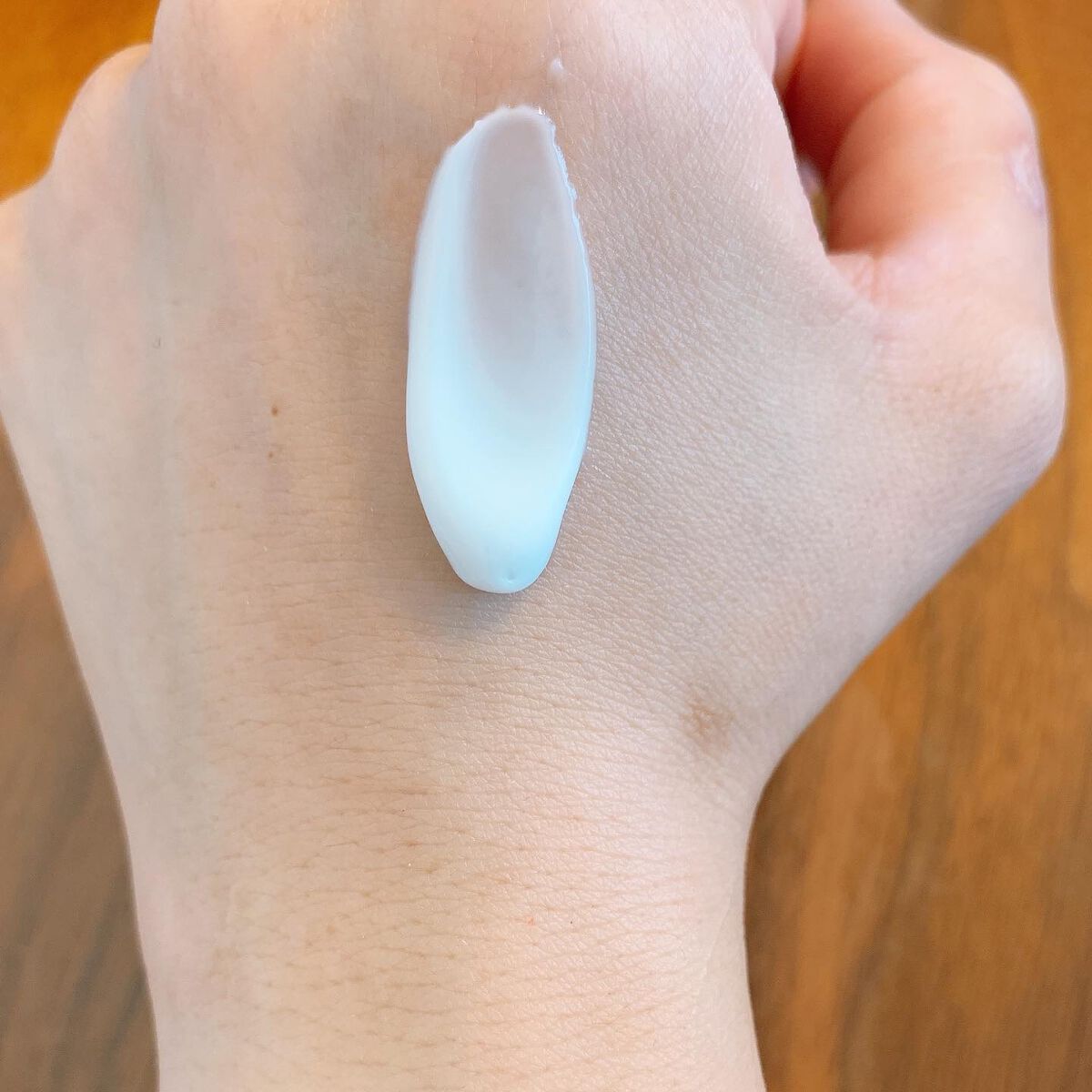 マッサージクリーム /クレアトーン/バスト・ヒップケアを使ったクチコミ(2枚目)