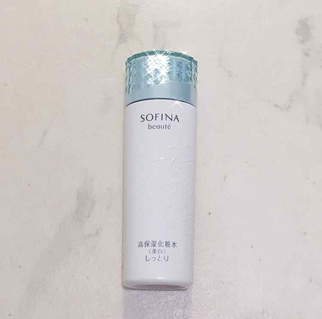 raco on LIPS 「SOFINA高保湿化粧水美白保湿も美白も手に入る化粧水店員さん..」(1枚目)