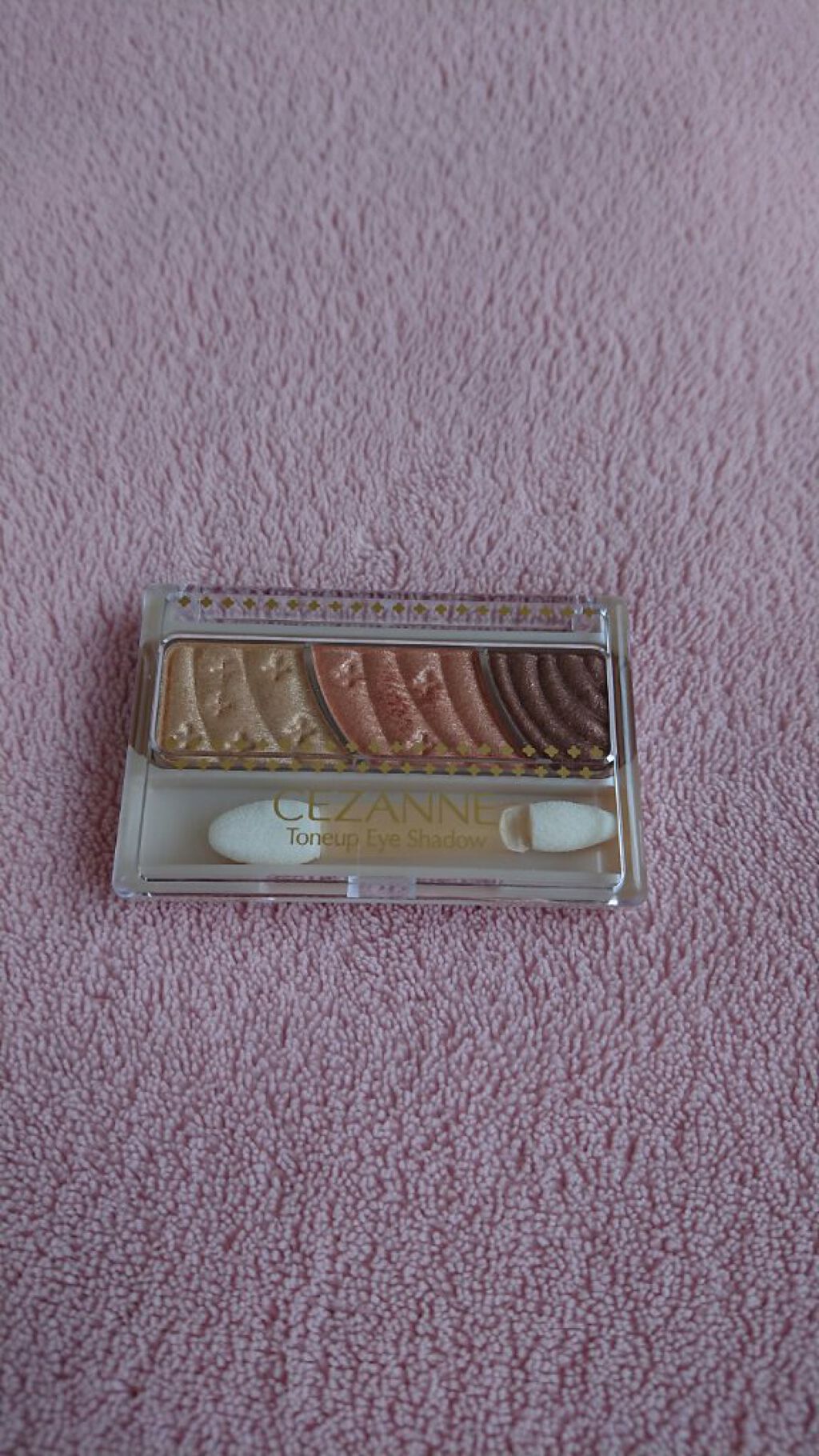 トーンアップアイシャドウ/CEZANNE/アイシャドウパレットを使ったクチコミ（1枚目）
