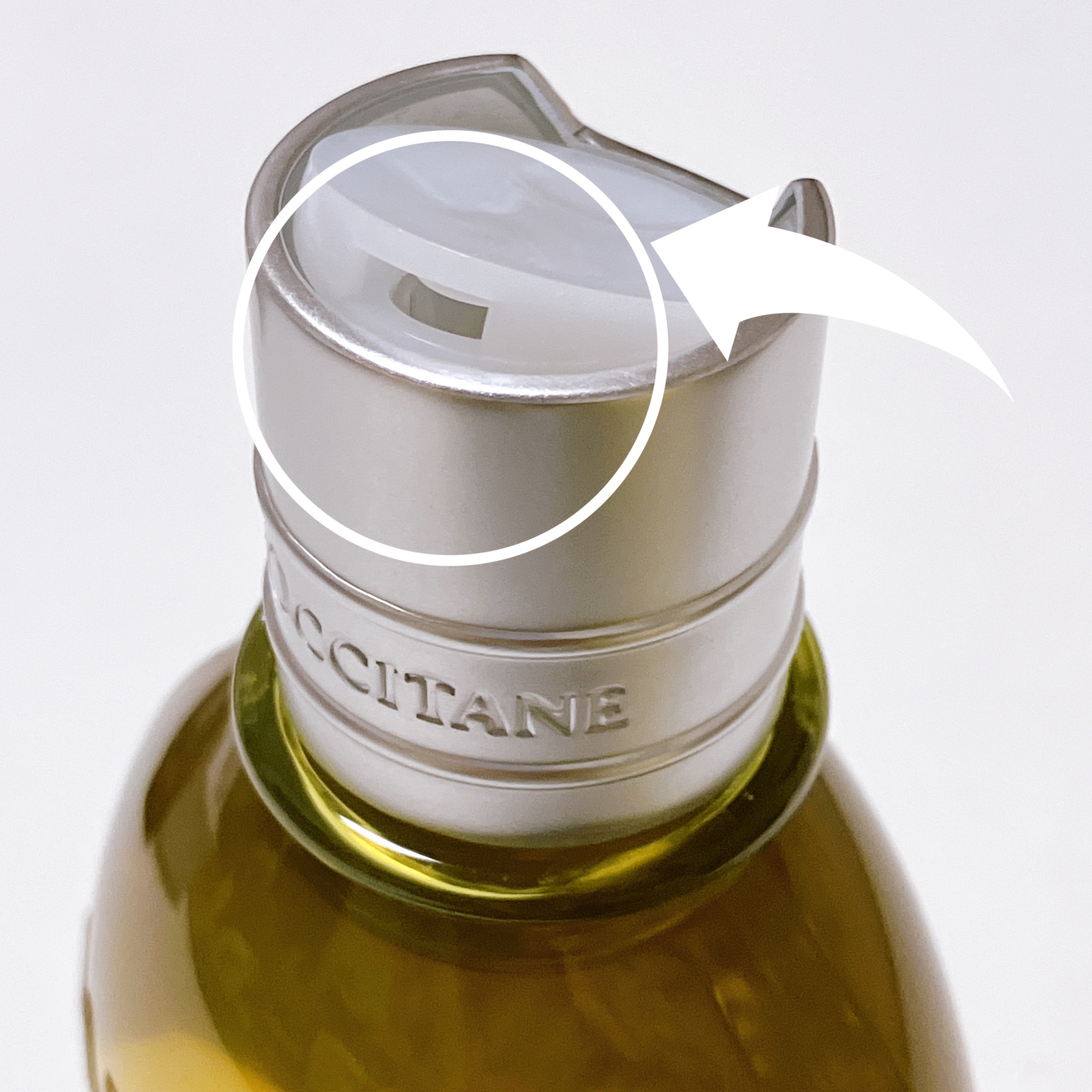 アーモンド モイスチャライジングシャワーオイル/L'OCCITANE/ボディソープを使ったクチコミ（2枚目）