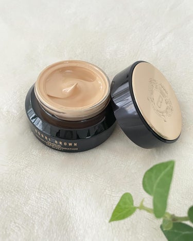 BOBBI BROWN インテンシブ セラム クリーム ファンデーションのクチコミ「☆
BOBBI BROWN
・
ボビイ　ブラウン
インテンシブ　セラム
クリーム　ファンデーシ.....」（2枚目）