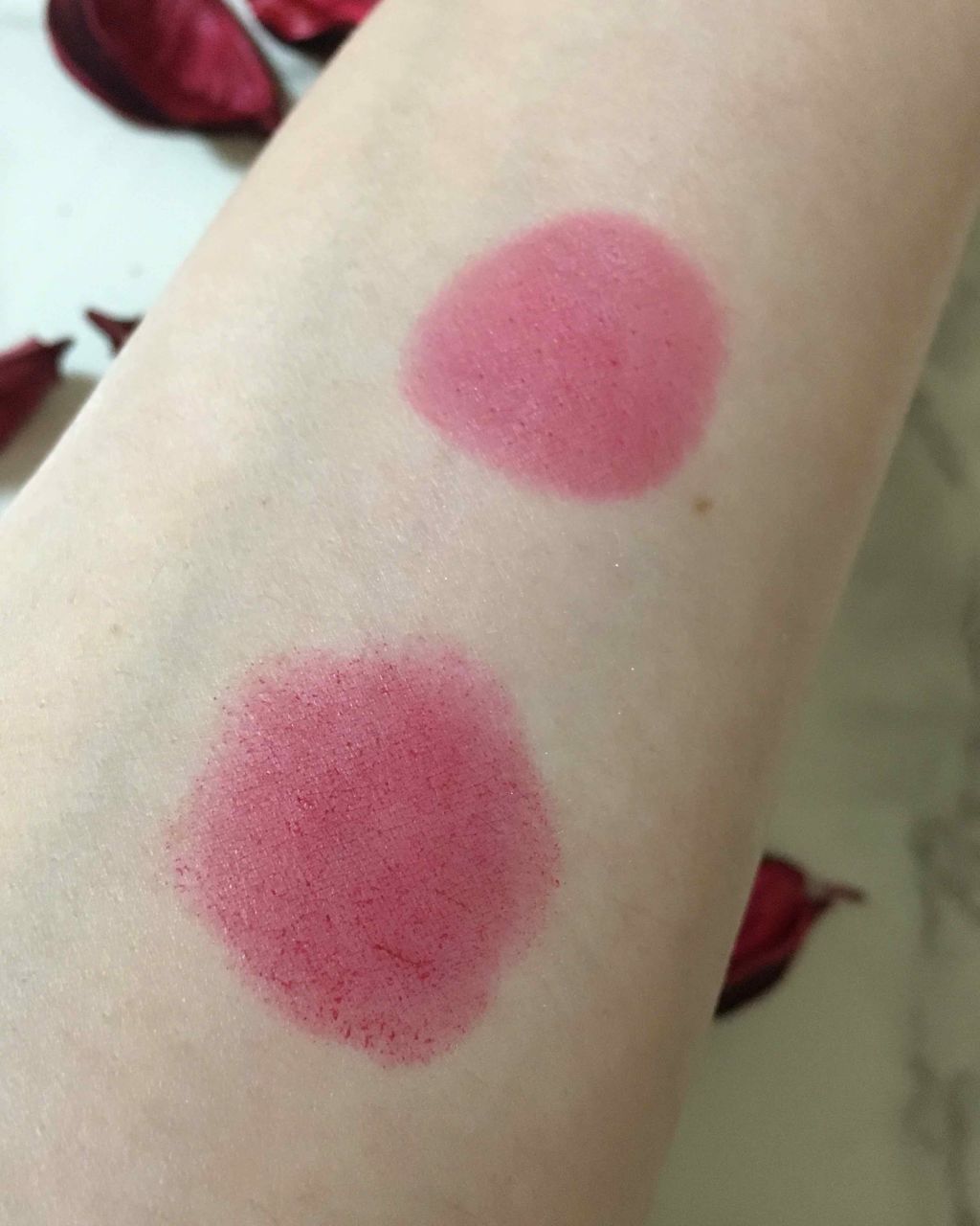 ルージュ アリュール リクィッド パウダー 960 アヴァンギャルディスト/CHANEL/口紅を使ったクチコミ（3枚目）