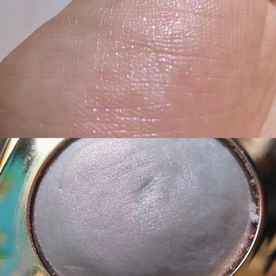 リトルホワイトライズヘブンリーハイライトパレット/stila/パウダーハイライトを使ったクチコミ（3枚目）