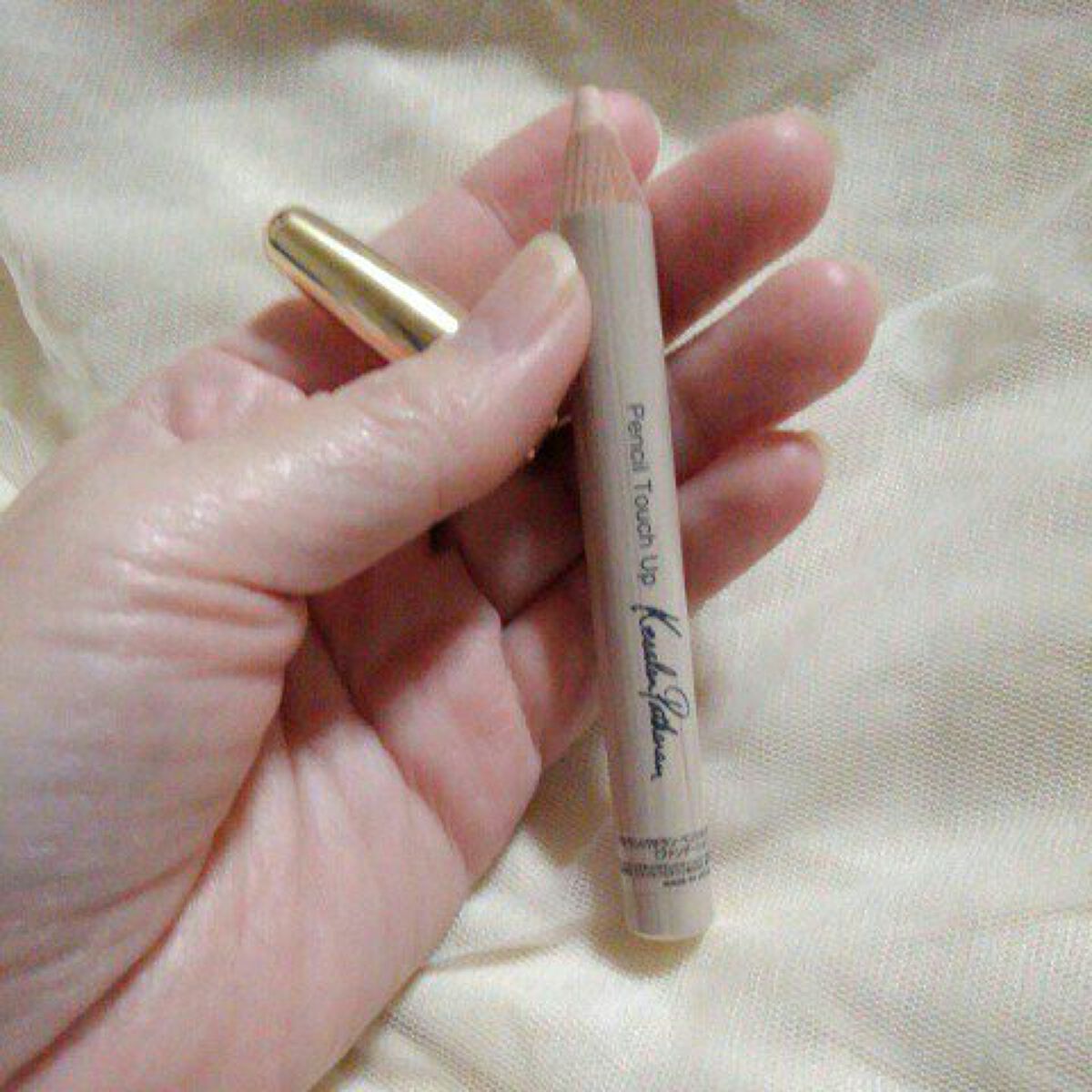 ケサランパサラン ペンシル タッチ アップのクチコミ「〘ケサランパサラン　ペンシル タッチ アップ〙
3

Qoo10で購入したペンシルタイプのコン.....」（2枚目）