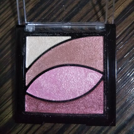 UR GLAM VELVET EYE COLOR PALETTE/U R GLAM/アイシャドウパレットを使ったクチコミ(2枚目)