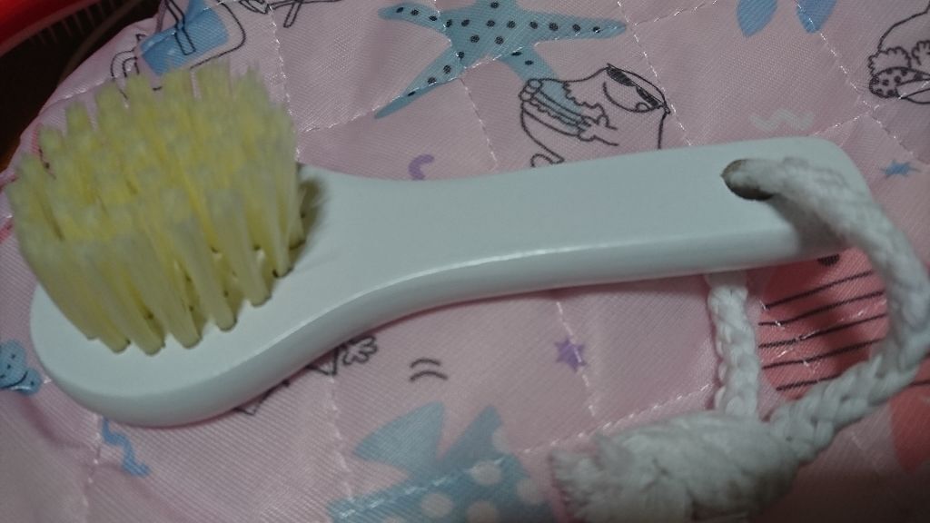 フェイスブラシ（ホワイトブラシ）/Laline/その他スキンケアグッズを使ったクチコミ（1枚目）