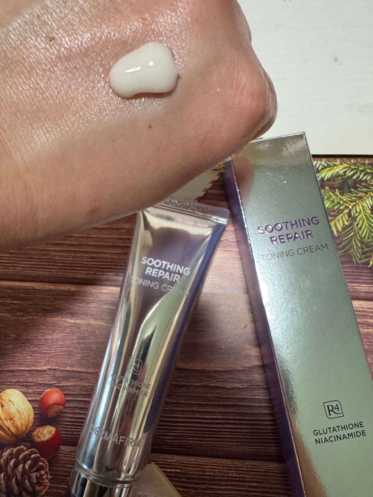 スージングリペア トーニングクリーム/ダーマファーム/フェイスクリームを使ったクチコミ(3枚目)