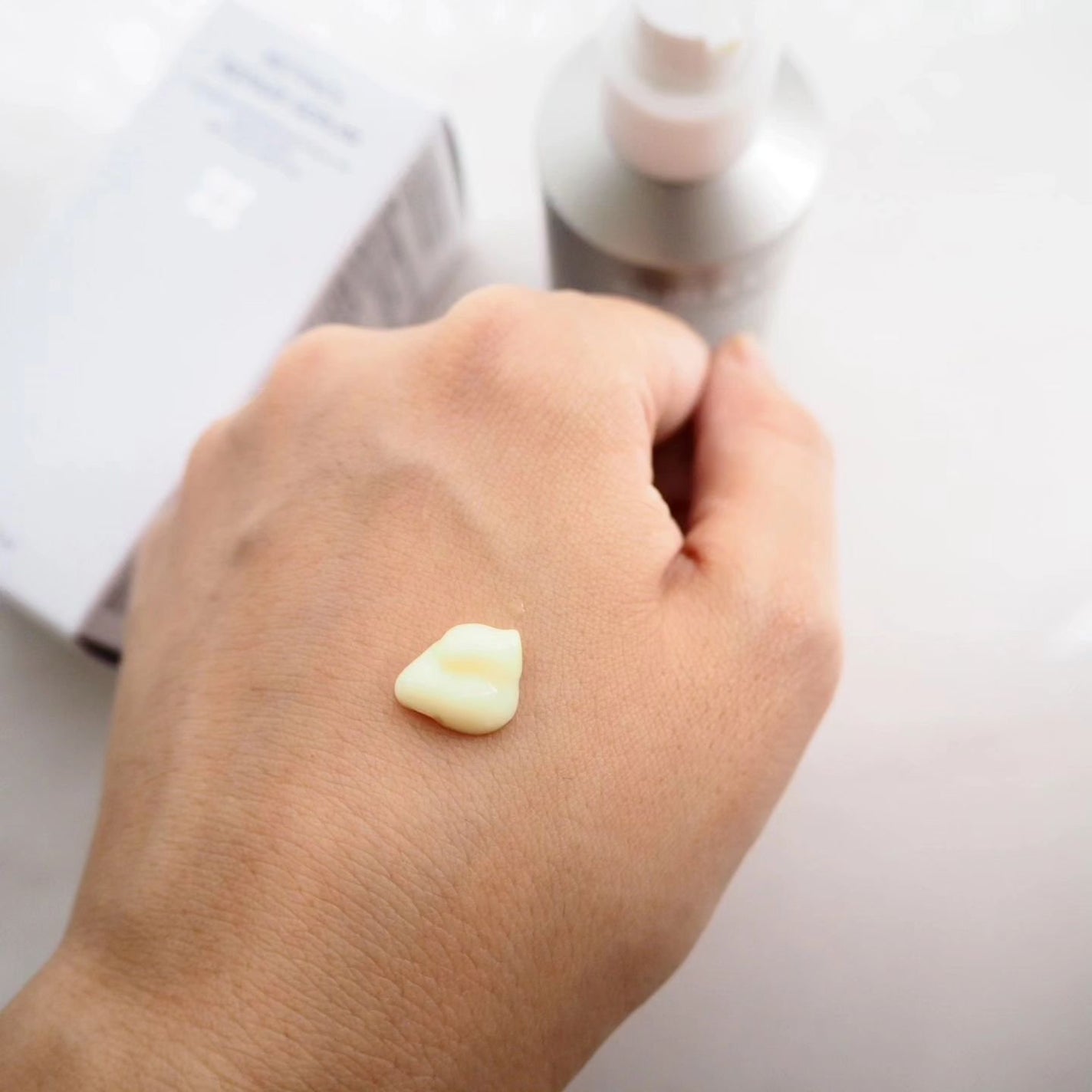 ヴィーガンリポソームレチノールセラム/SKIN&LAB/美容液を使ったクチコミ(2枚目)