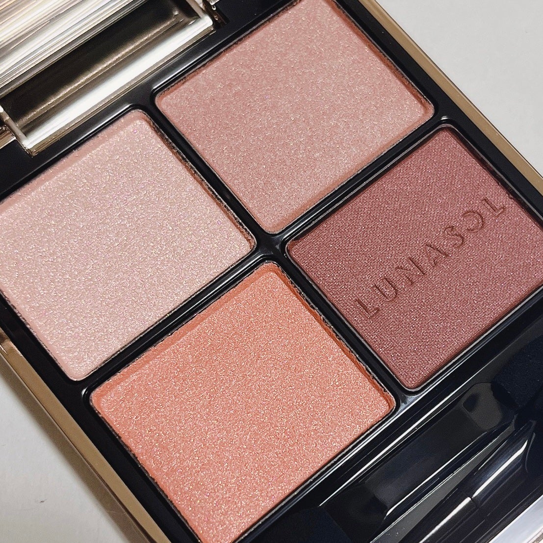 アイカラーレーション/LUNASOL/アイシャドウパレットを使ったクチコミ(2枚目)