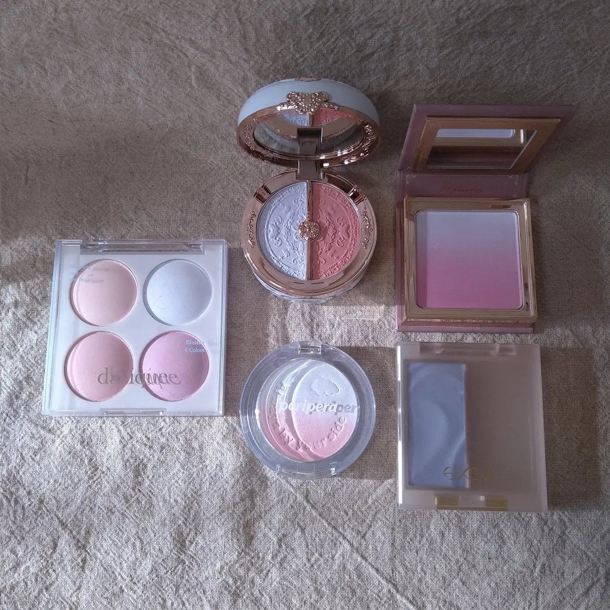 ブレンディングムードチーク/dasique/パウダーチークを使ったクチコミ(1枚目)