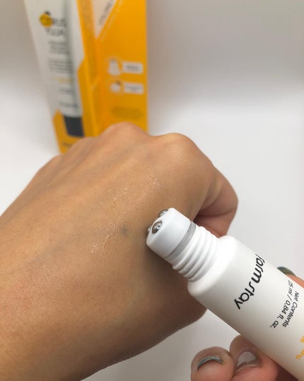 シトラスゆずバイタライジングアンプル/Farmstay/美容液を使ったクチコミ(8枚目)