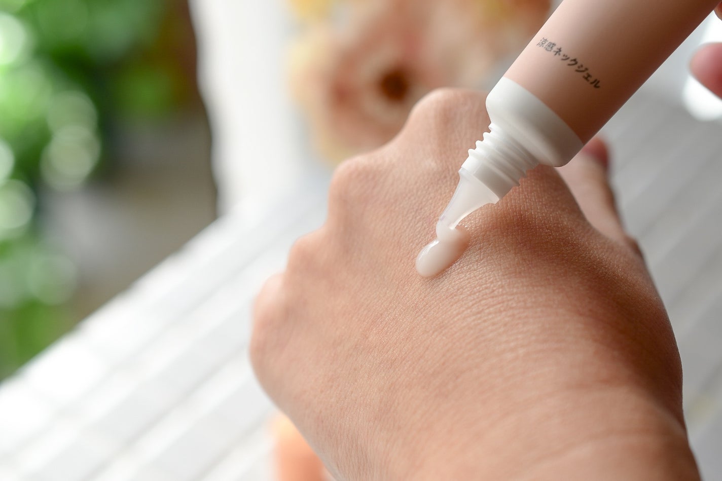 8x4 アロマスイッチ 涼感ネックジェル パリスブーケの香り/8x4/デオドラント・制汗剤を使ったクチコミ(4枚目)