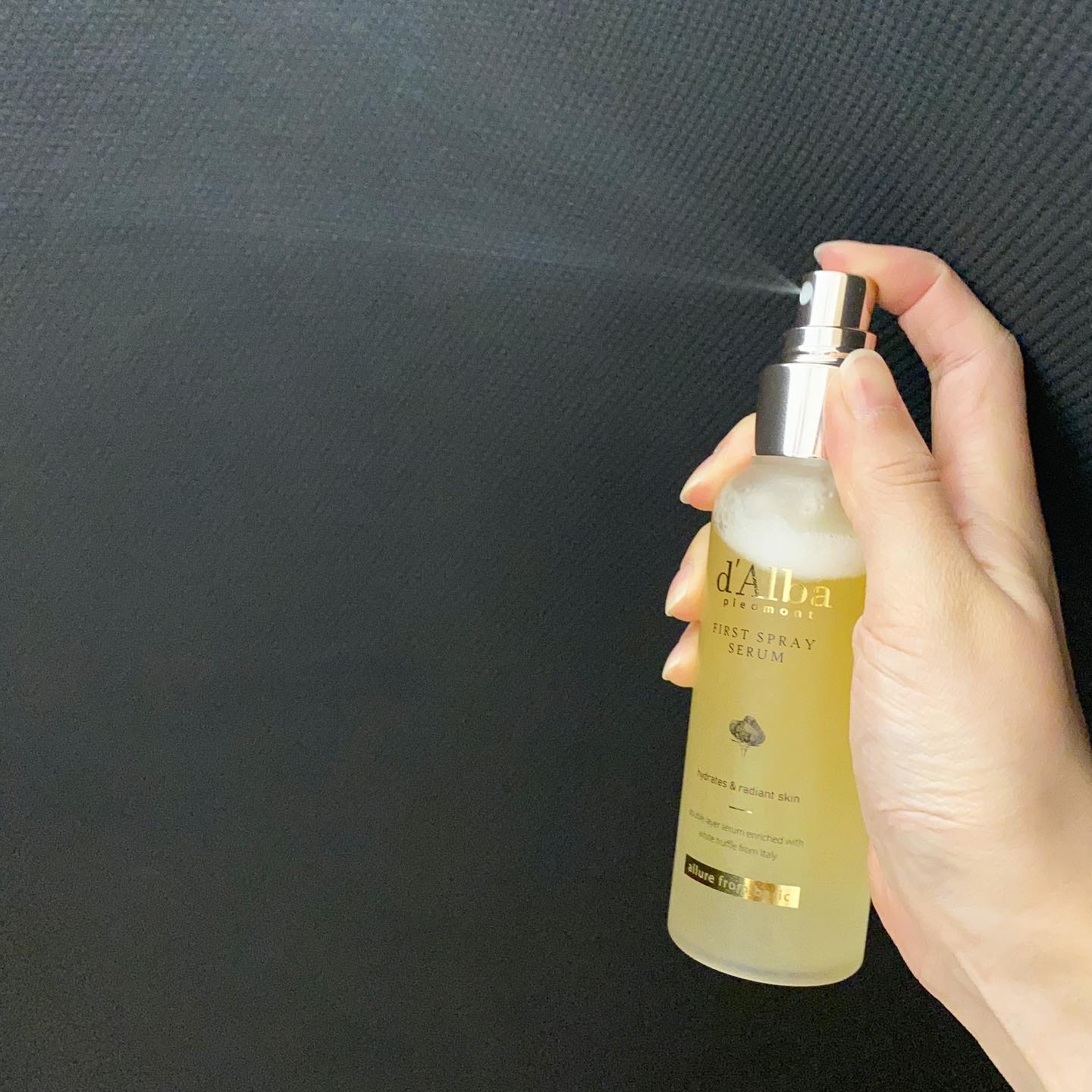 ダルバ ホワイトトリュフファーストスプレーセラム/ダルバ/ミスト状化粧水を使ったクチコミ（3枚目）