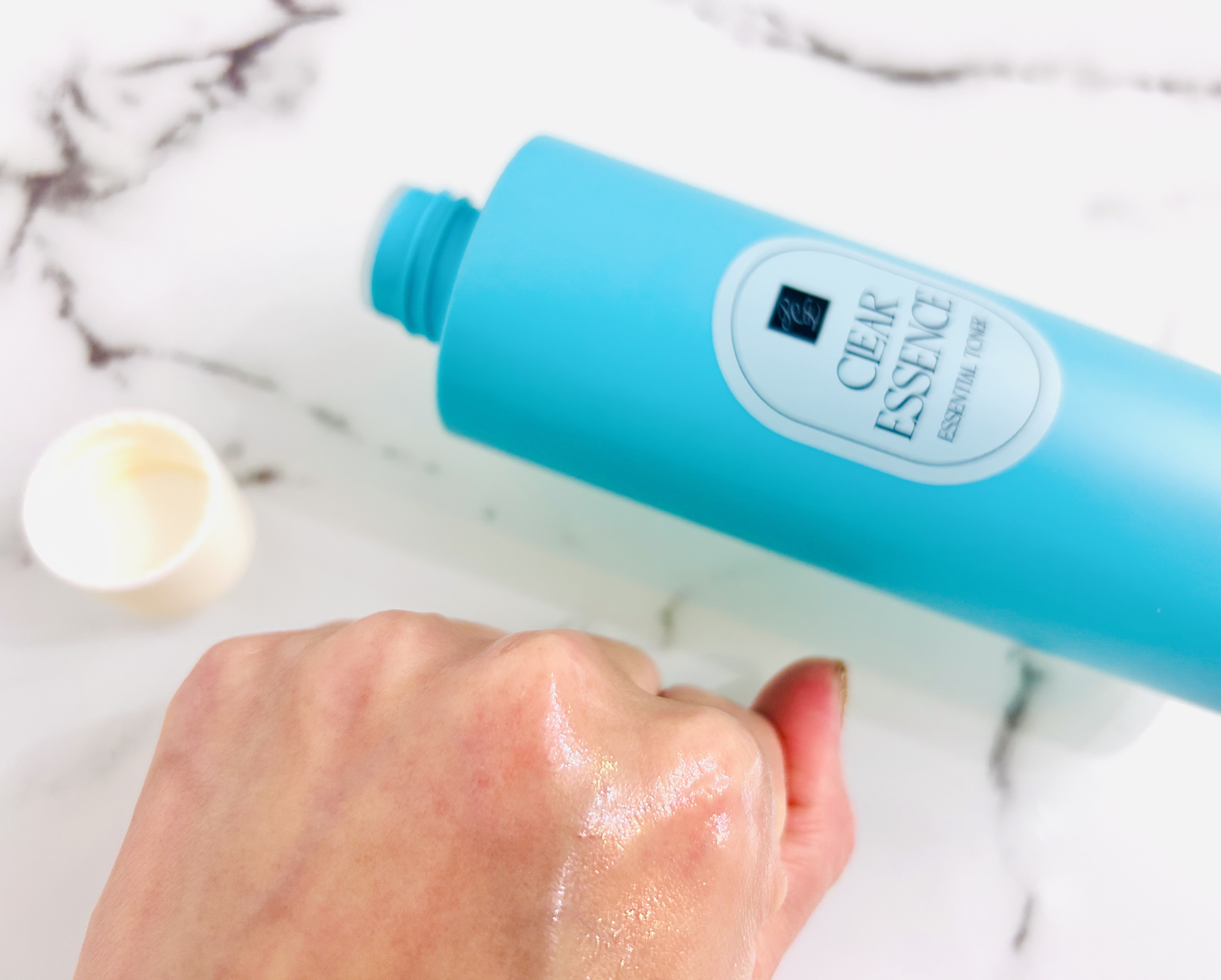 クリアエッセンス エッセンシャルトナー/ピュレア/化粧水を使ったクチコミ（3枚目）