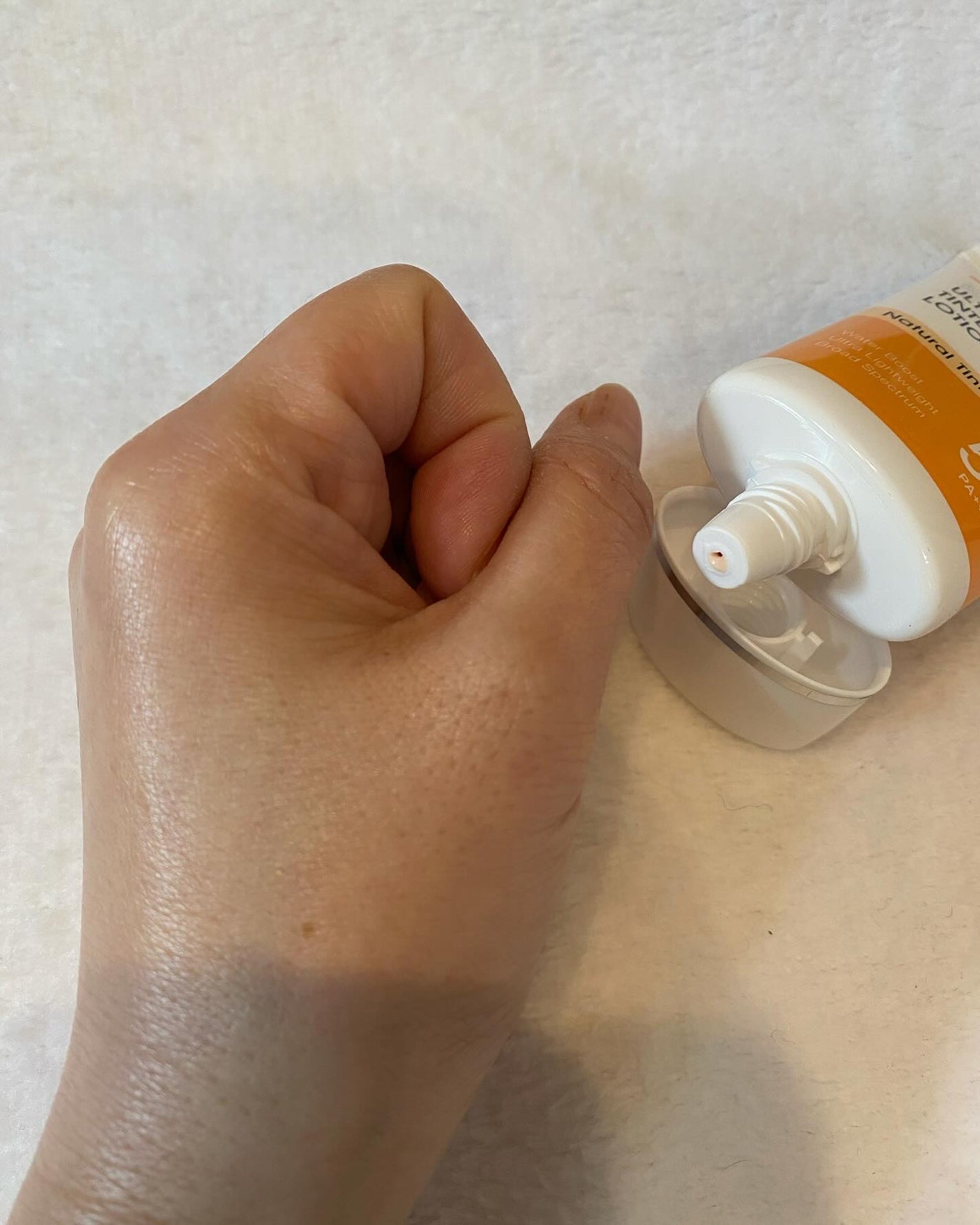 サンスクリーン+モイスト(色付き)<日焼け止め>/DR.WU/日焼け止めローションを使ったクチコミ(3枚目)