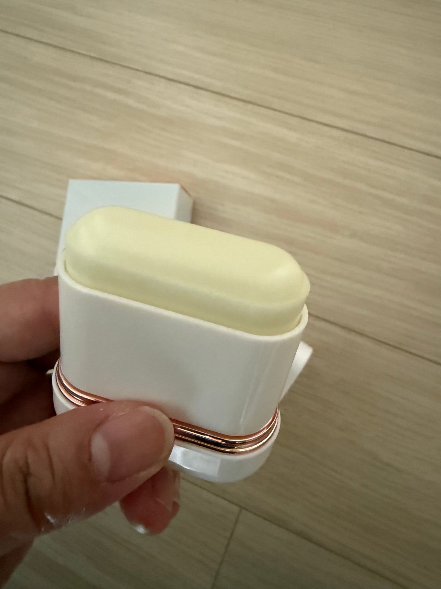 エアリーフィットサンスティック/KAHI/日焼け止めスティックを使ったクチコミ(3枚目)