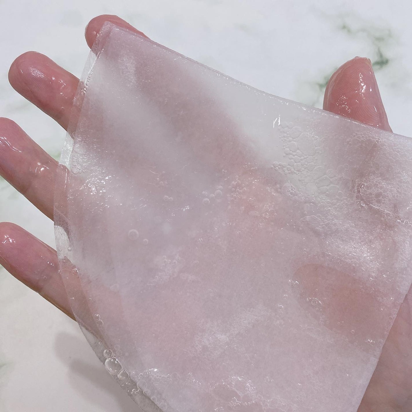 ホワイト ゼリー マッシュルーム エラトックス マスク/BYLIMU/シートマスク・パックを使ったクチコミ(4枚目)