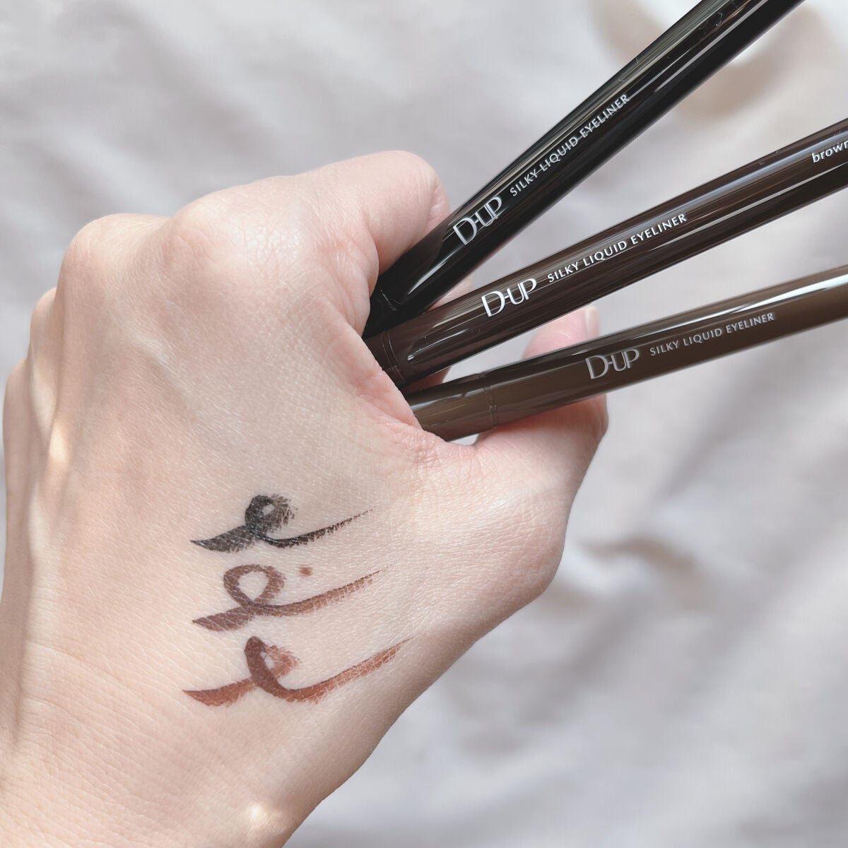 シルキーリキッドアイライナーWP/D-UP/リキッドアイライナーを使ったクチコミ(5枚目)
