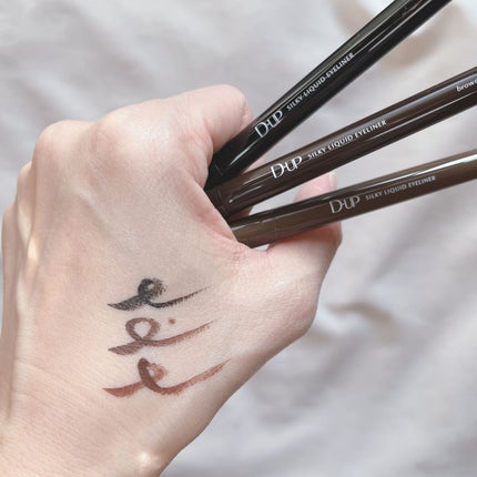 シルキーリキッドアイライナーWP/D-UP/リキッドアイライナーを使ったクチコミ(5枚目)