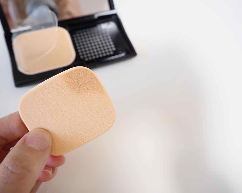 パワフルステイ モイスト ファンデーション ケース＋レフィル/FASIO/パウダーファンデーションを使ったクチコミ（1枚目）