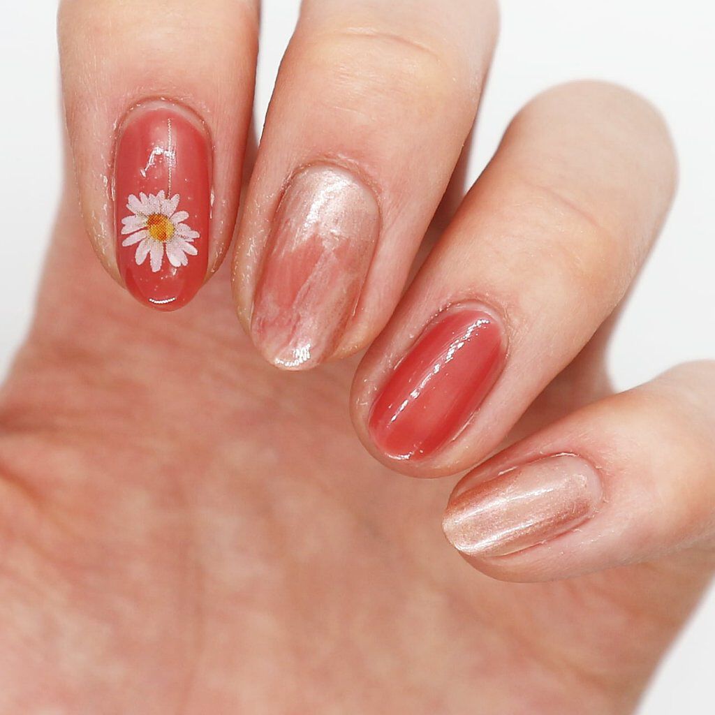 カラフルネイルズ/キャンメイク/マニキュアを使ったクチコミ(4枚目)