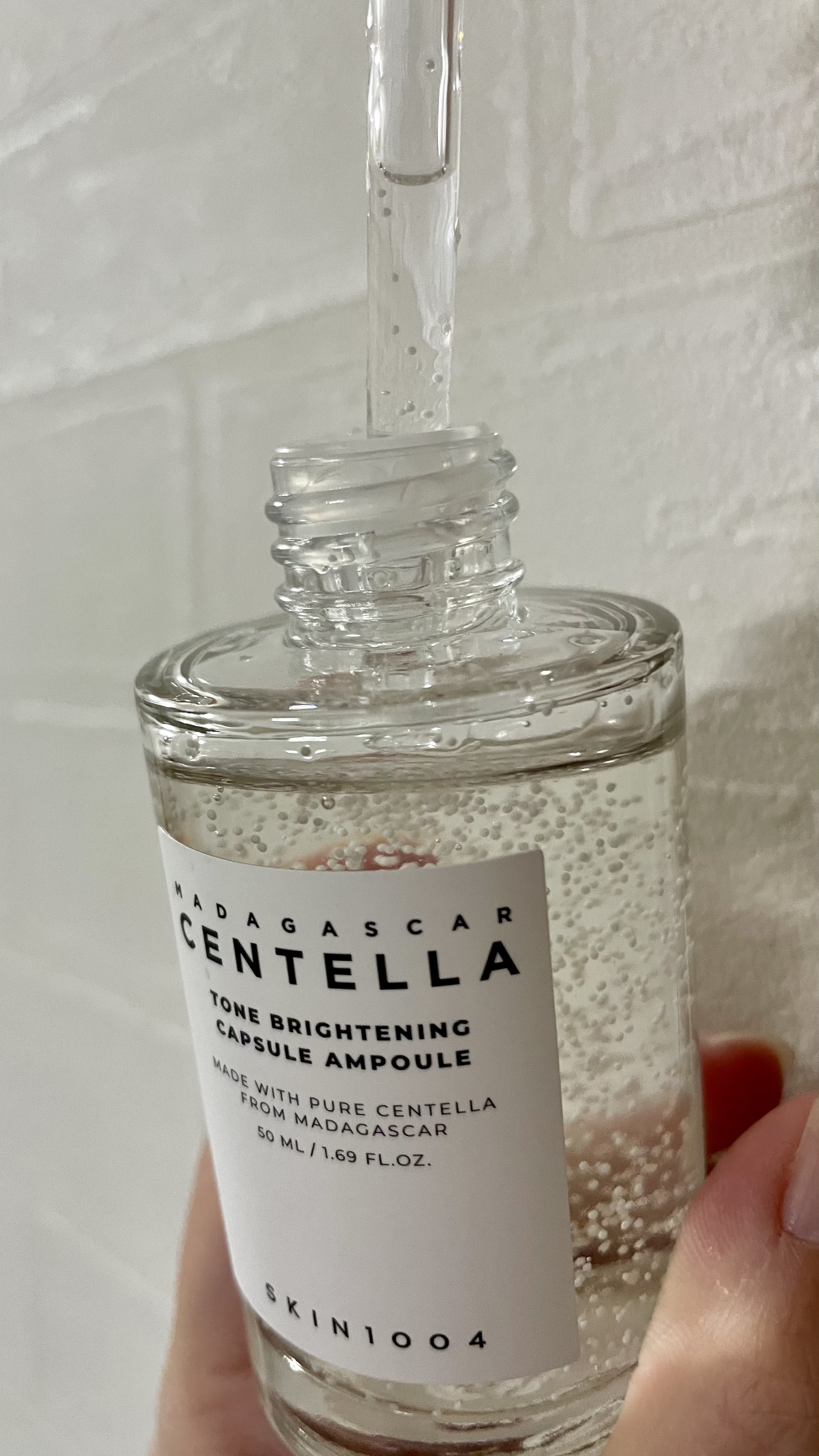 トーンブライトニング カプセルアンプル/SKIN1004/美容液を使ったクチコミ（3枚目）