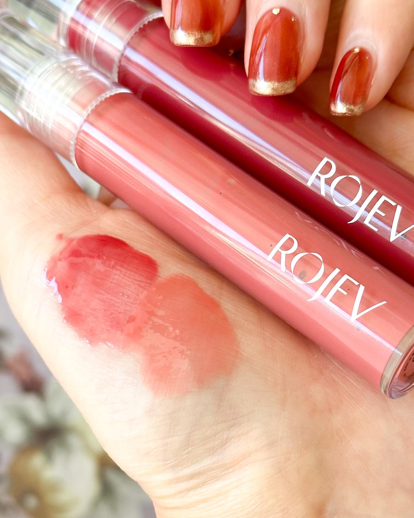 めっちゃ好きなプランパーティント見つけた
⁡
⁡
⁡
✔︎ 𝐑𝐎𝐉𝐄𝐕 / 𝐥𝐢𝐩 𝐩𝐥𝐮𝐦𝐩𝐞𝐫 𝐠𝐥𝐚𝐳𝐞 𝐭𝐢𝐧𝐭
𝟎𝟏 𝐫𝐚𝐝𝐢𝐚𝐧𝐭 
𝟎𝟐 𝐚𝐝𝐨𝐫�