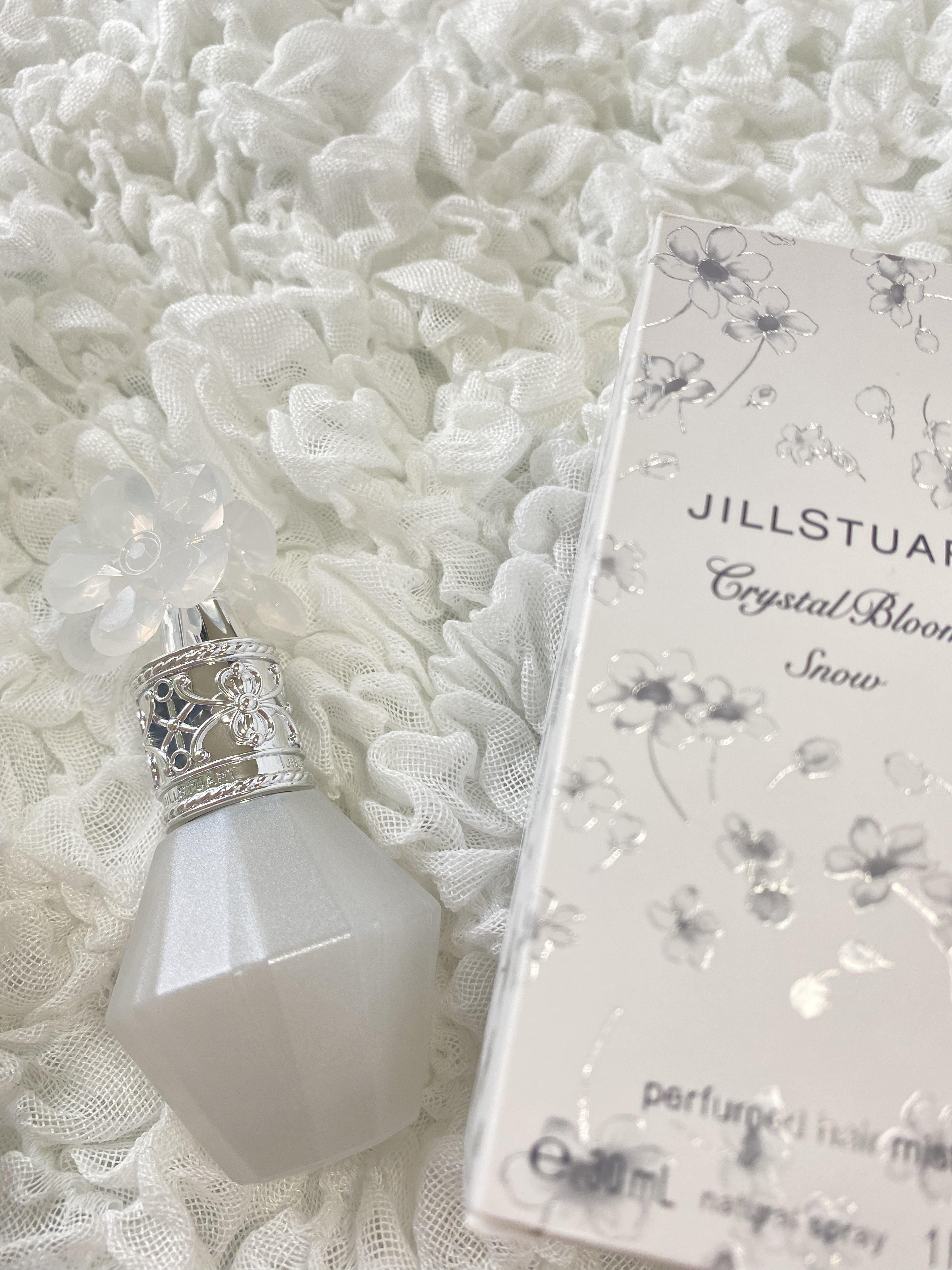 クリスタルブルーム スノー パフュームド ヘアミスト/JILL STUART/ヘアミストを使ったクチコミ（1枚目）
