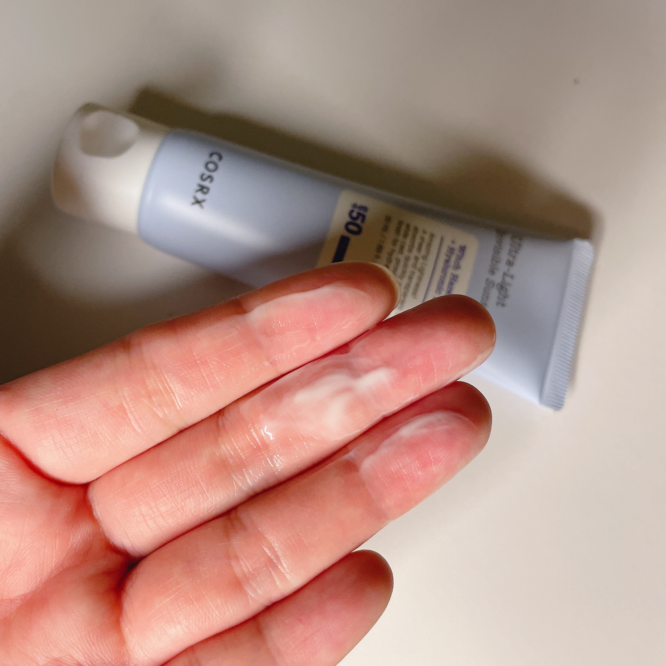 ウルトラライト透明UVクリーム/COSRX/日焼け止めクリームを使ったクチコミ（3枚目）