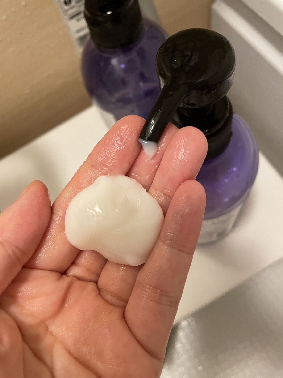 カームナイトリペアシャンプー／トリートメント/YOLU/市販シャンプーを使ったクチコミ（3枚目）