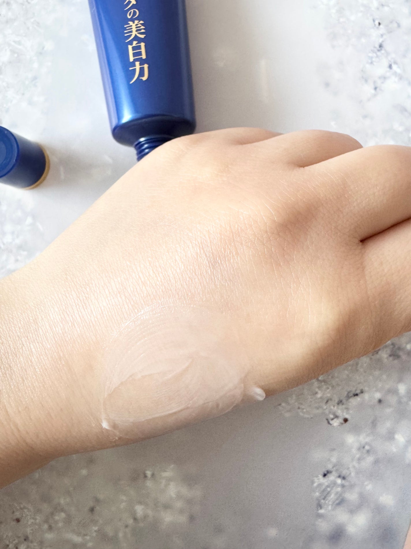 プラセホワイター 薬用美白アイクリーム/明色/アイケア・アイクリームを使ったクチコミ(3枚目)