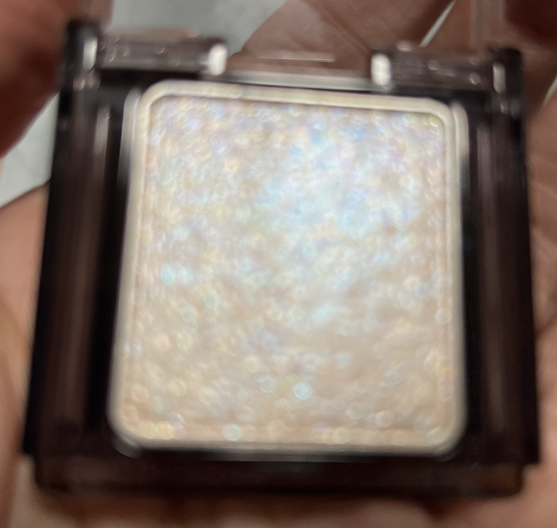  シアー グリッターアイズ 55 バブル(BUBBLE)/KiSS/単色アイシャドウを使ったクチコミ（3枚目）