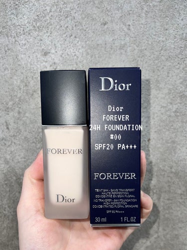 Dior ディオールスキン フォーエヴァー フルイド マットのクチコミ「やっと見つけた🎉👏‼️✨
色白さん必見‼️

どこのブランドでもファンデーションの色は大体一番.....」（1枚目）