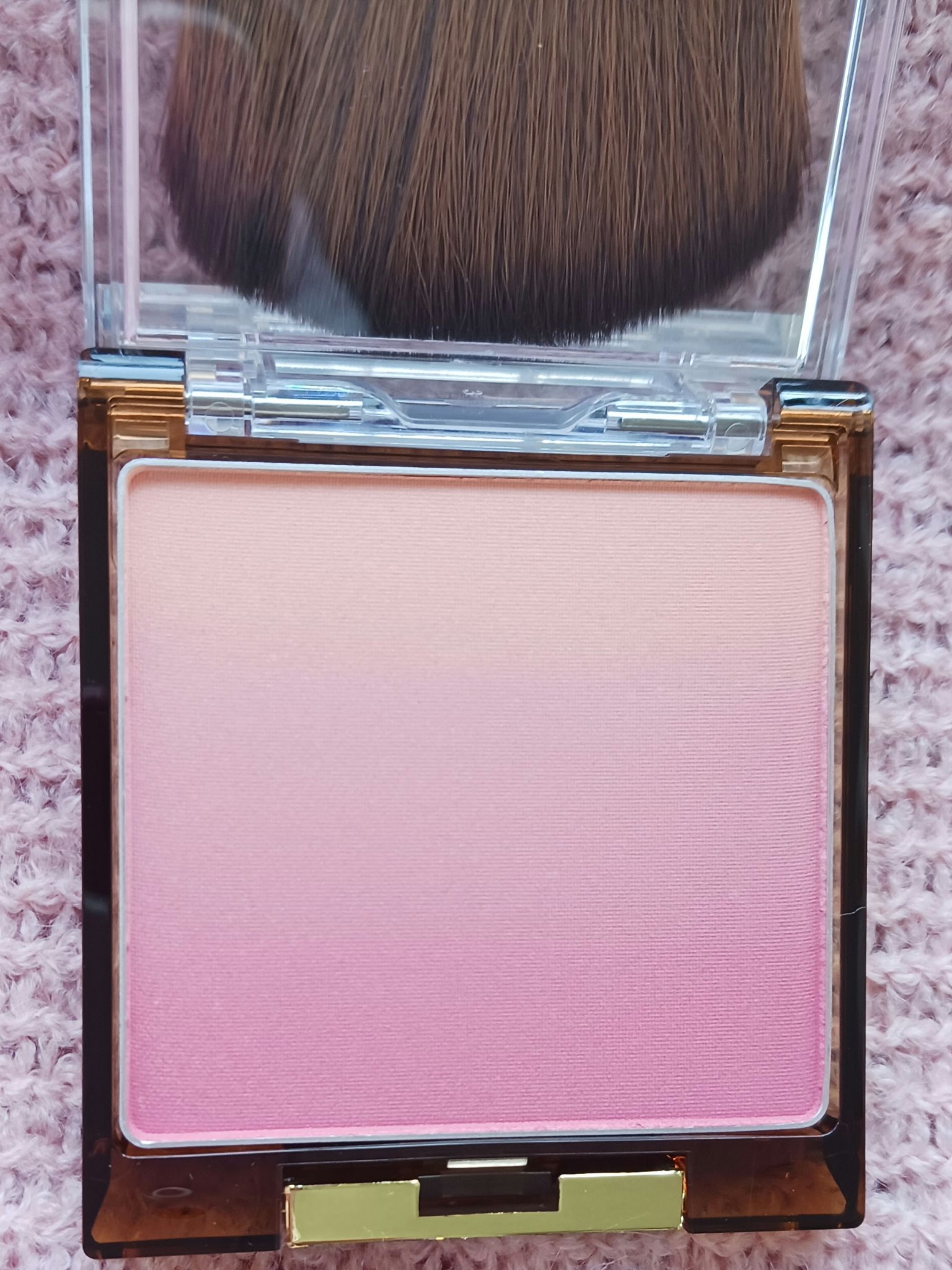 オーラティック ブラッシュ/excel/パウダーチークを使ったクチコミ（2枚目）