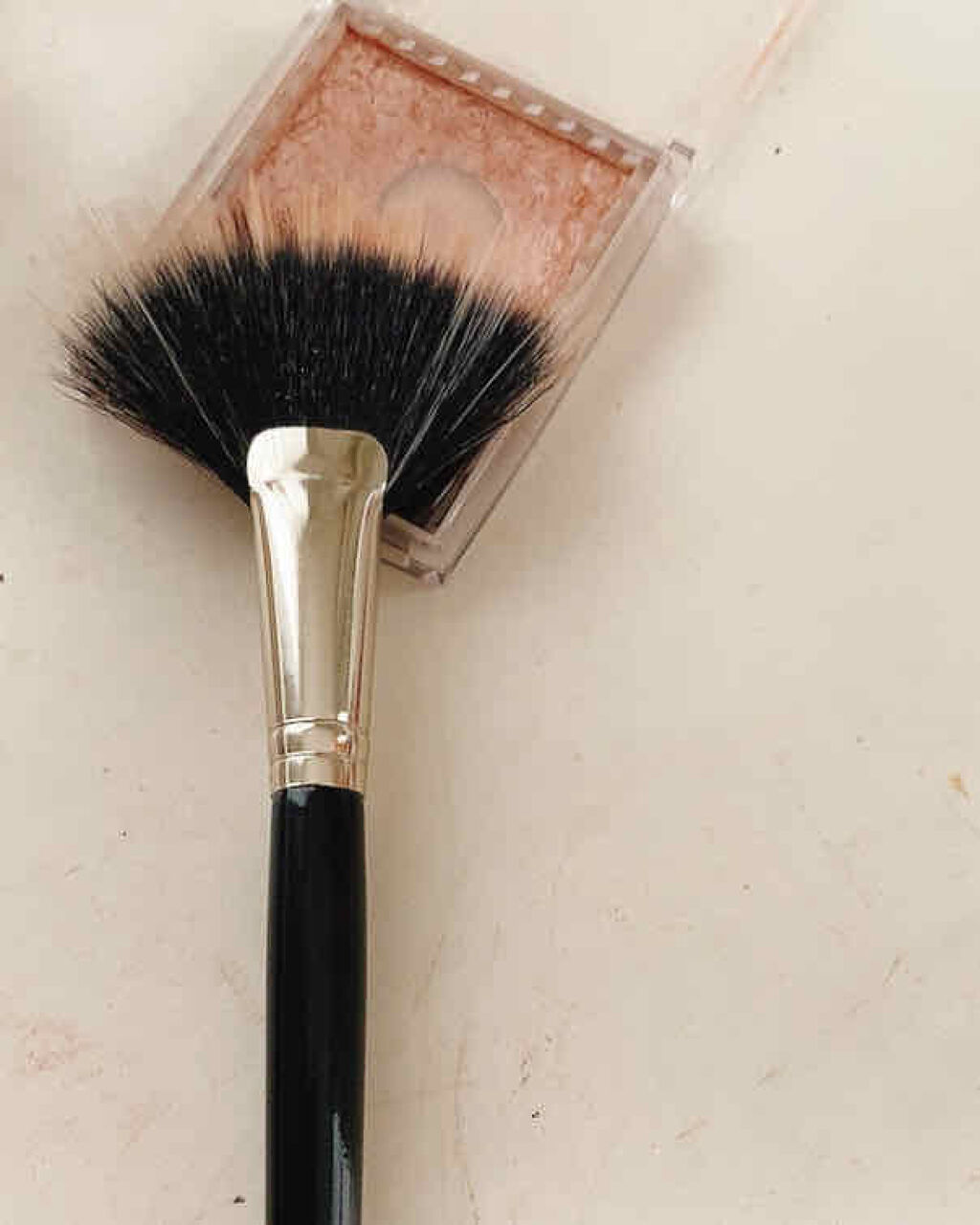 パールグロウハイライト/CEZANNE/パウダーハイライトを使ったクチコミ（2枚目）