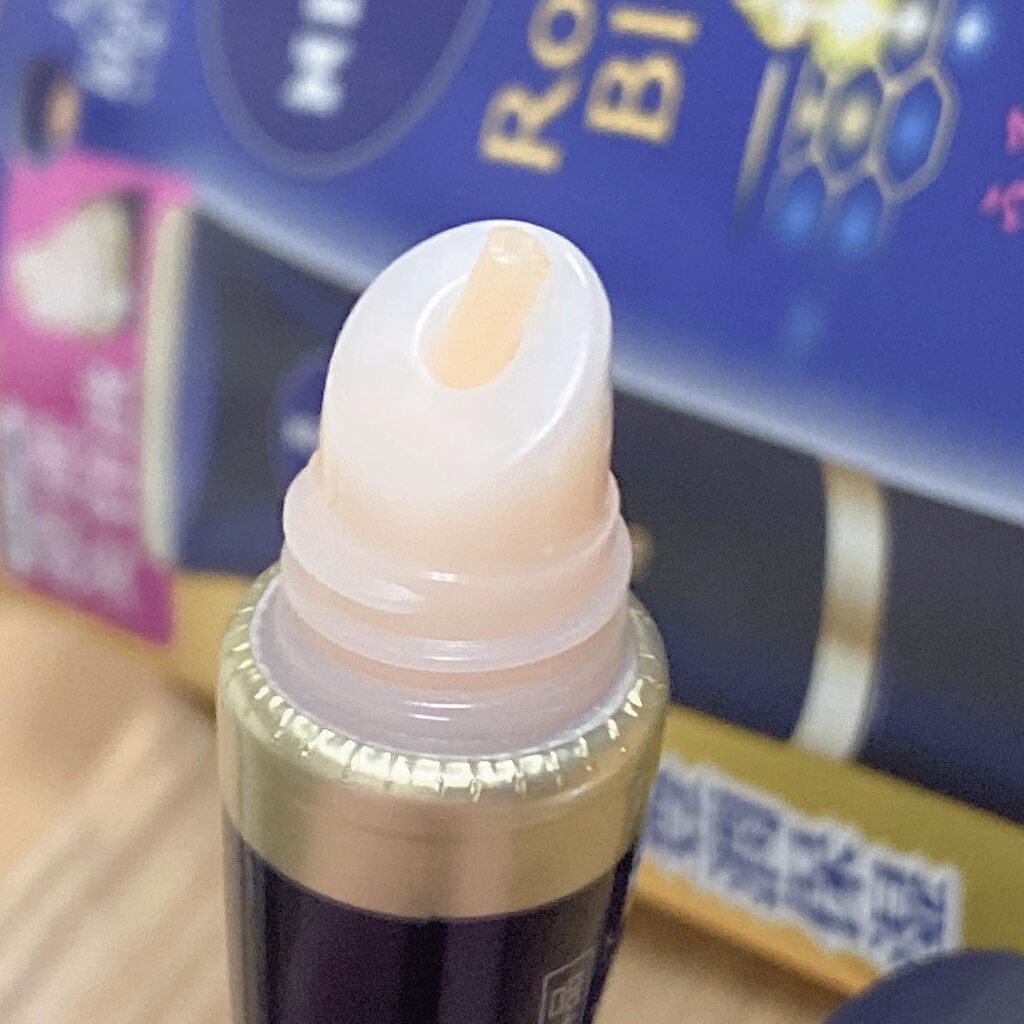 ニベア　ロイヤルブルーリップ　濃密美容ケア/ニベア/リップ美容液を使ったクチコミ（2枚目）
