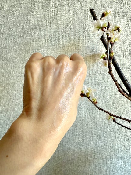 キューミースウィートボムホワイトクリーム/AGARISM/ボディクリームを使ったクチコミ(4枚目)