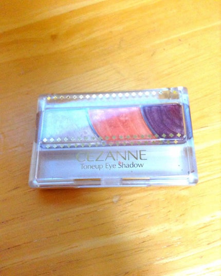 トーンアップアイシャドウ/CEZANNE/アイシャドウパレットを使ったクチコミ(1枚目)