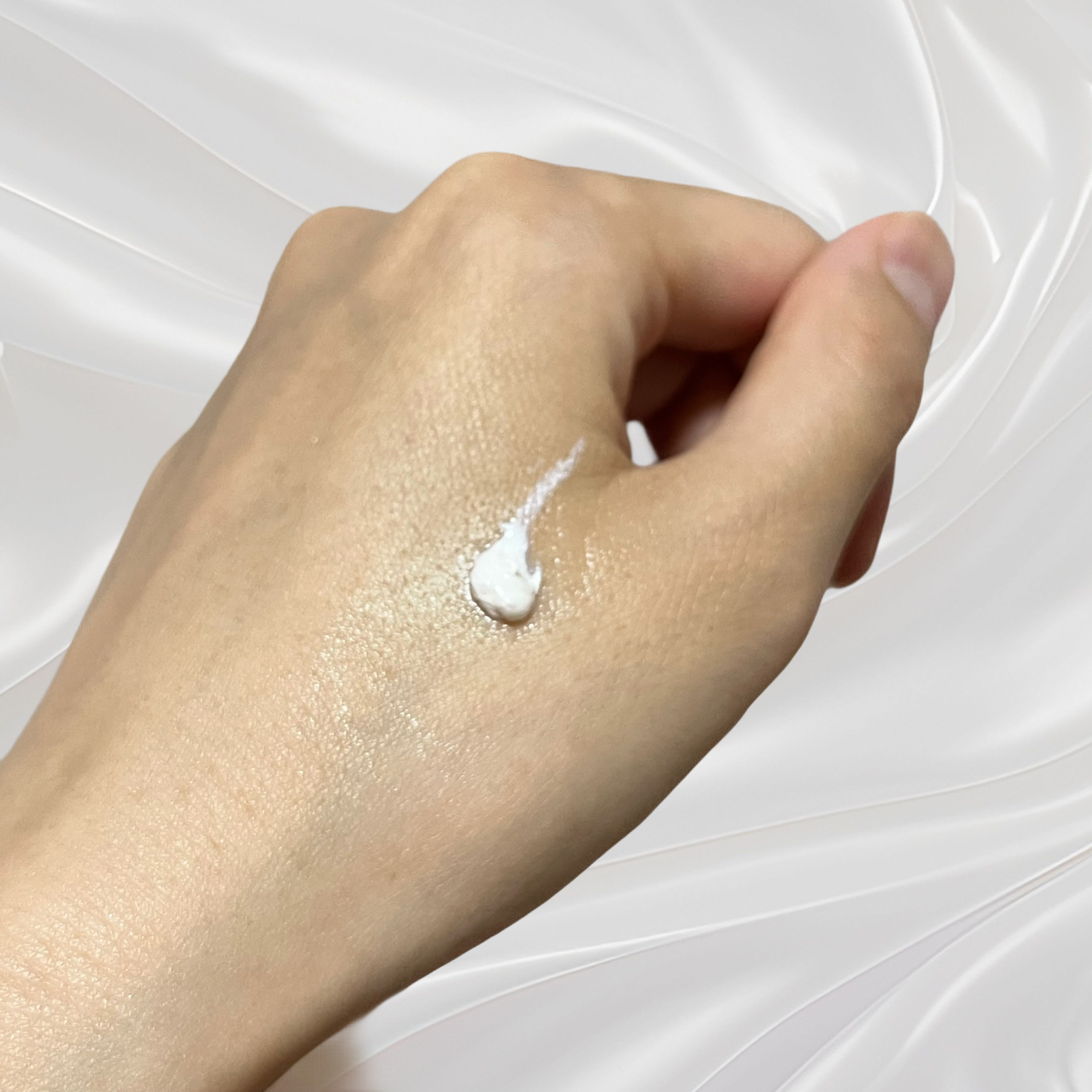 トーンアップクリーム/Jullants/化粧下地を使ったクチコミ（2枚目）