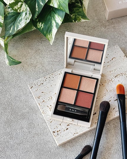 RMK シンクロマティック アイシャドウパレット/RMK/アイシャドウパレットを使ったクチコミ(2枚目)