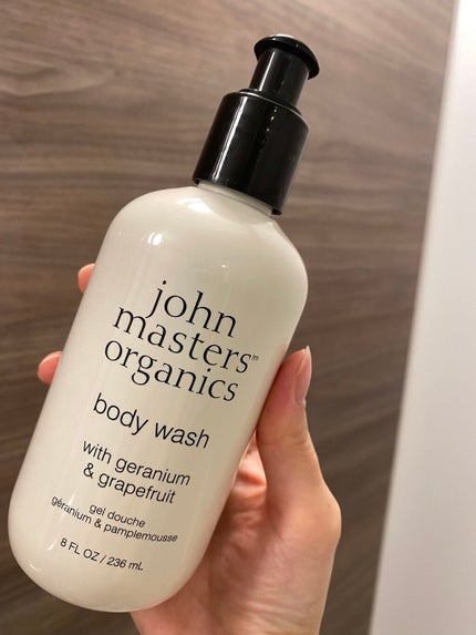 G&Gボディウォッシュ N (ゼラニウム&グレープフルーツ)/john masters organics/ボディソープを使ったクチコミ(1枚目)