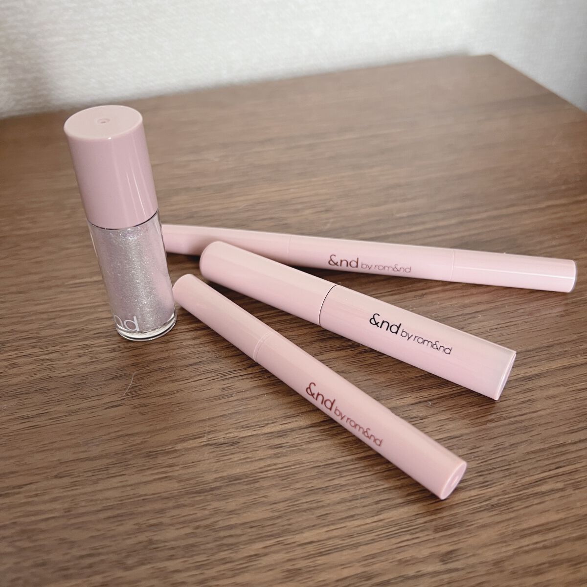 メロウドローアイライナー/&nd by rom&nd/リキッドアイライナーを使ったクチコミ（2枚目）