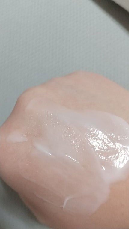 馬油ハンドクリーム/DAISO/ハンドクリームを使ったクチコミ(6枚目)