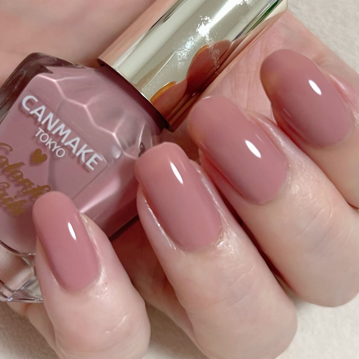 カラフルネイルズ/キャンメイク/マニキュアを使ったクチコミ(1枚目)